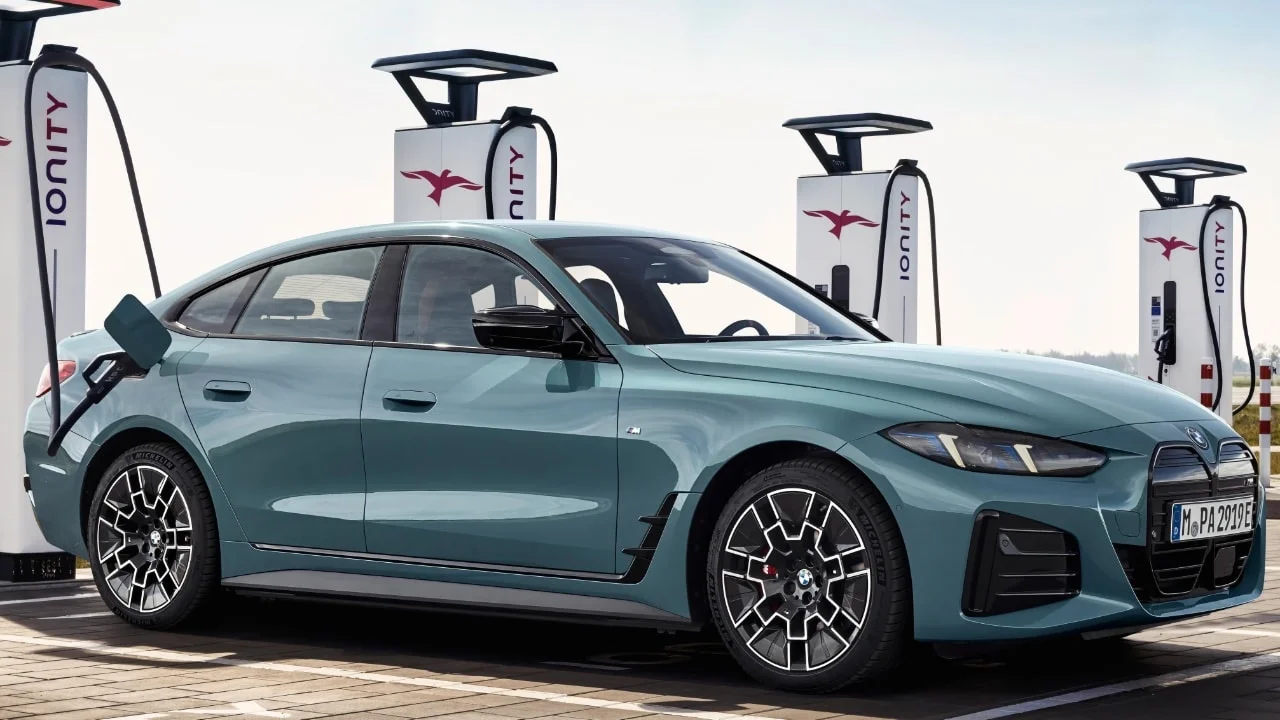 Sell your BMW I4 at the best price in Switzerland Used BMW I4 - Sell your BMW car in Switzerland | CompriamoAuto.ch