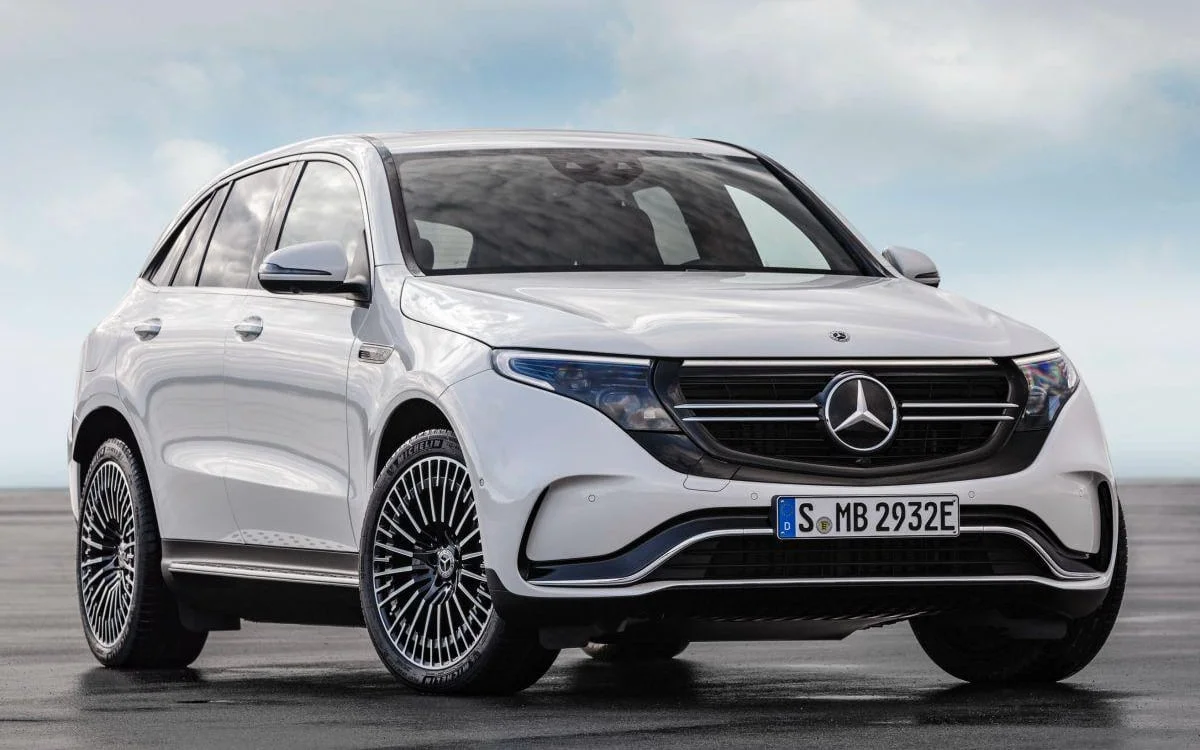 Sell your Mercedes Benz EQC at the best price in Switzerland Used Mercedes Benz EQC - Sell your Mercedes Benz car in Switzerland | CompriamoAuto.ch