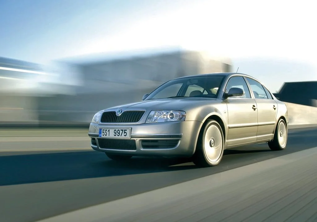 Skoda SUPERB d'occasion - Vendez votre Skoda en Suisse | CompriamoAuto.ch