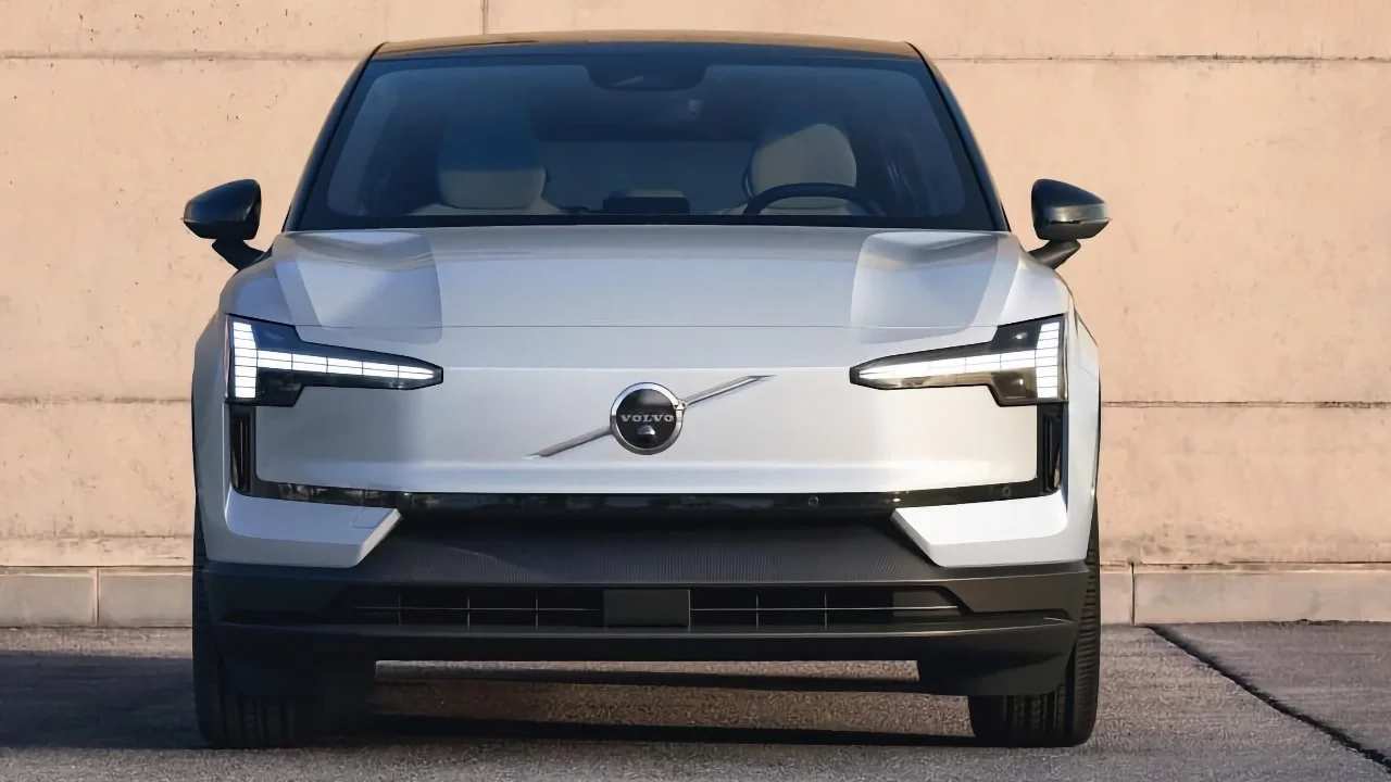 Volvo EX30 d'occasion - Vendez votre Volvo en Suisse | CompriamoAuto.ch